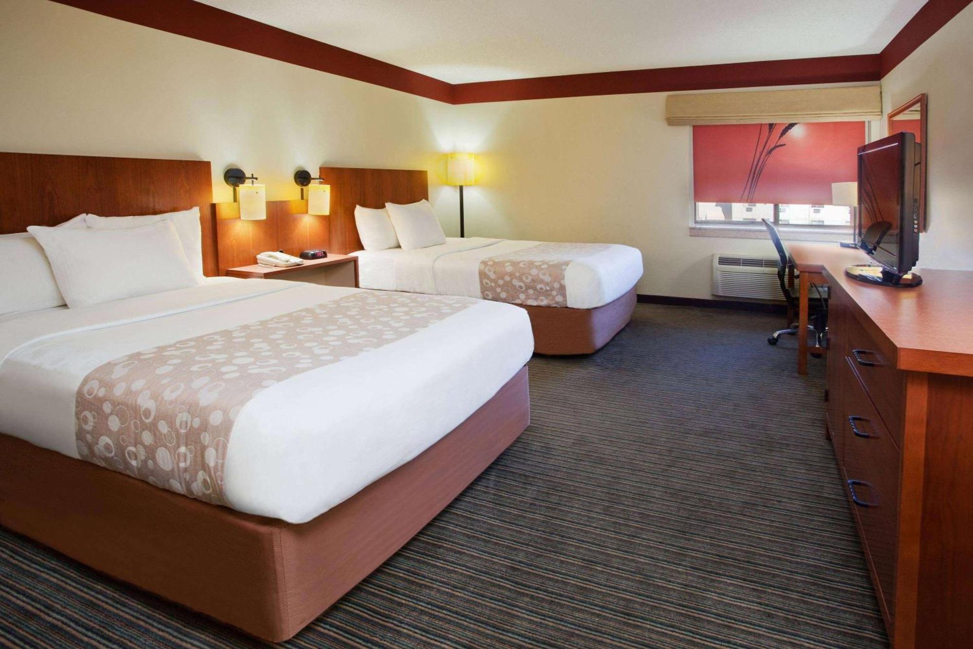 Travelodge By Wyndham Columbus State University Екстериор снимка